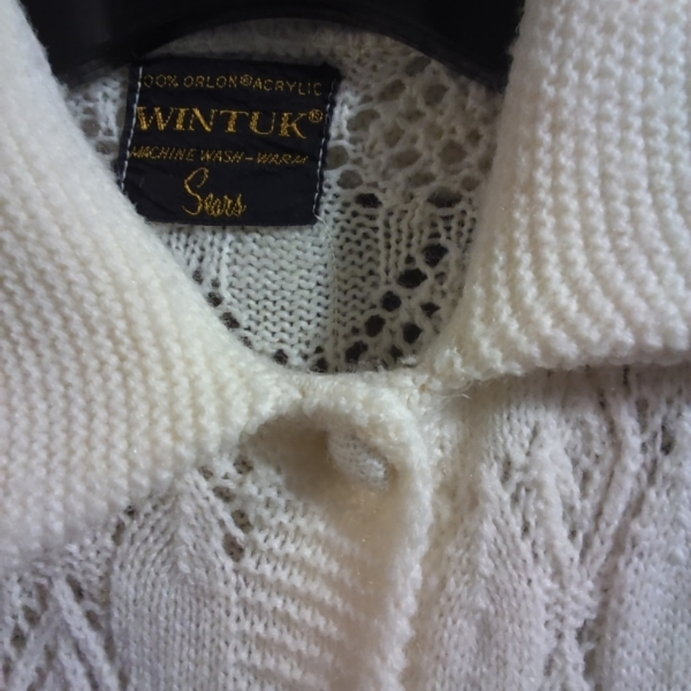 Women's Size Small Vintage (1970) Cream Sweater Cardigan